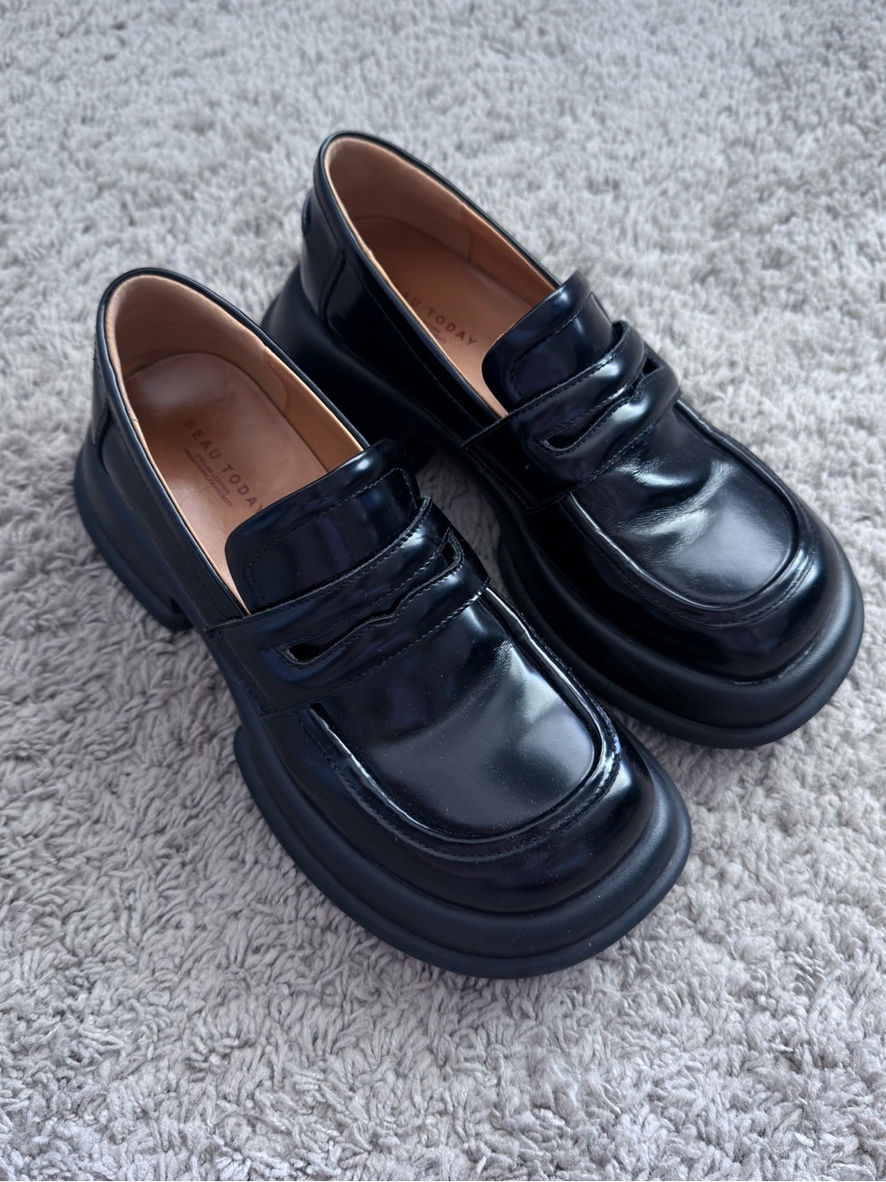 Chunky platform leather loafers - Picture 2 of 8